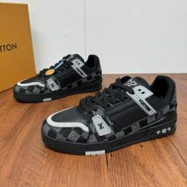 Picture of Louis Vuitton Shoes _SKULVsz38-45hnh031115487